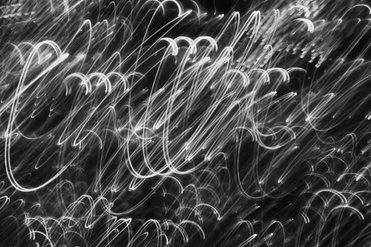Foto gratuito luci al neon in bianco e nero