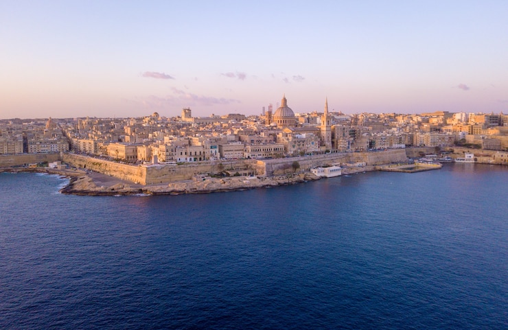 Foto gratuito magnifica chophouse catturata a sliema, malta