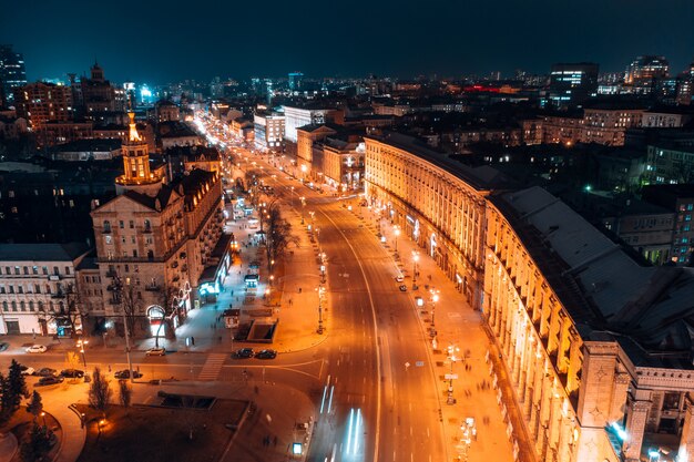 Maidan Nezalezhnosti è la piazza centrale della capitale dell'Ucraina