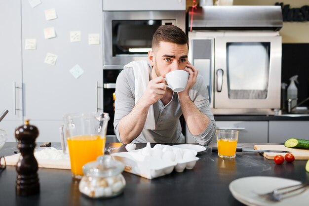 Mattina con il caffè