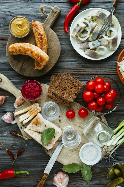 merenda tradizionale su piano in legno