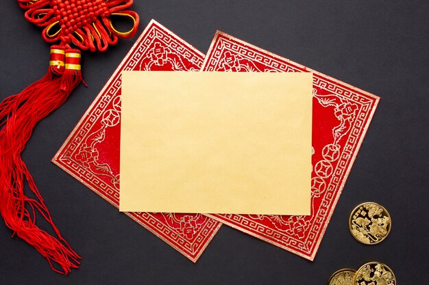 Modello cinese dorato della carta del nuovo anno