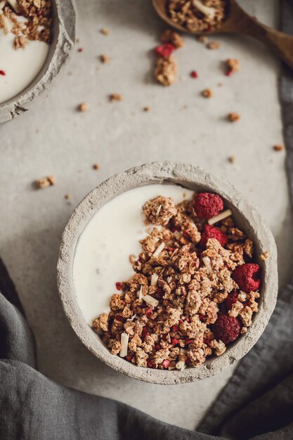 Muesli. Deliziosa colazione in tavola