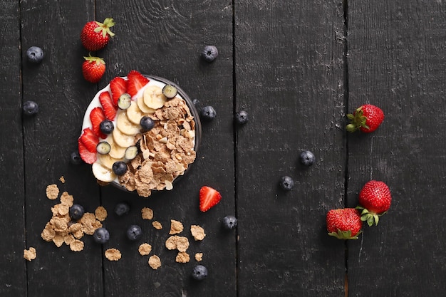 Muesli. Deliziosa colazione in tavola