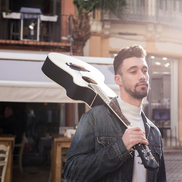 Musica per chitarra all&#39;aperto