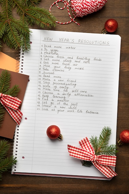Natura morta della lista per le risoluzioni del nuovo anno