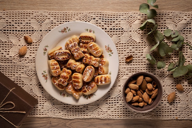 Natura morta di deliziosa pasticceria