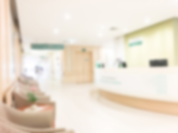 Foto gratuito ospedale con effetto sfocato
