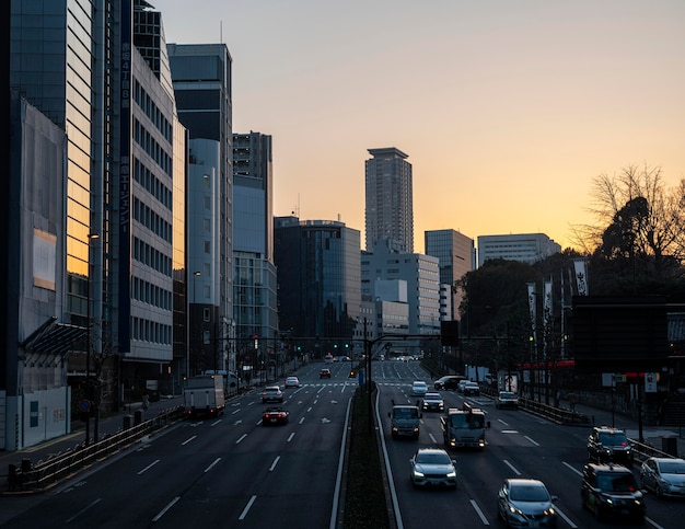 Paesaggio urbano del Giappone al tramonto