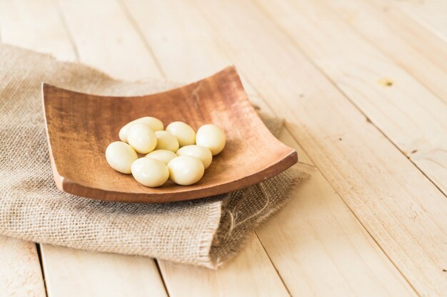 Palla di cioccolato bianco