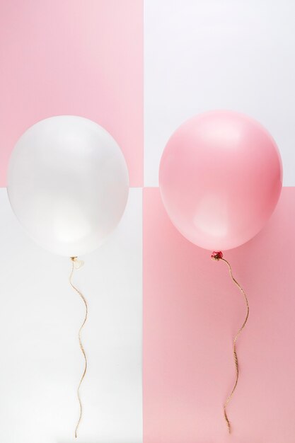Palloncini colorati per il concetto di compleanno