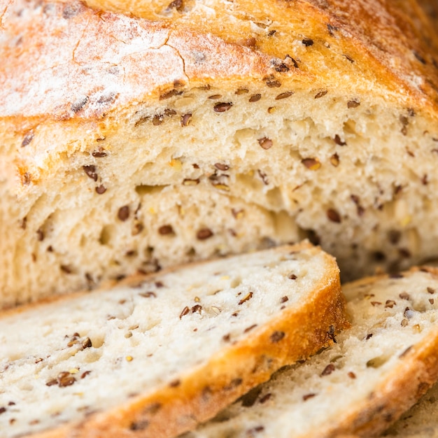 Pane nutrizionale del primo piano con i semi