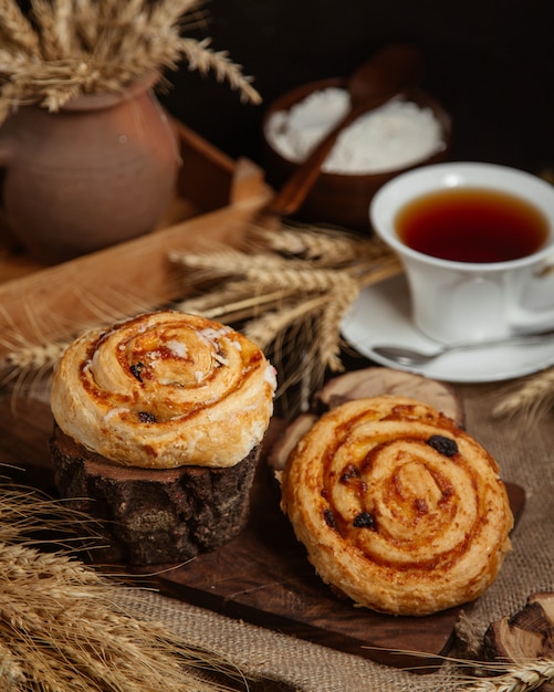 panini con marmellata e frutta secca