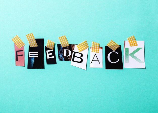 Parola di feedback in stile collage