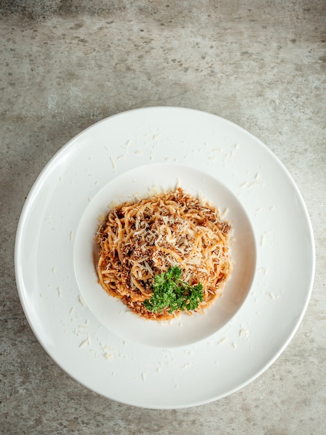 Pasta di carne con carne e formaggio tritati