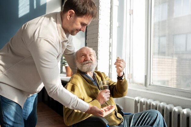 Paziente anziano affetto da parkinson