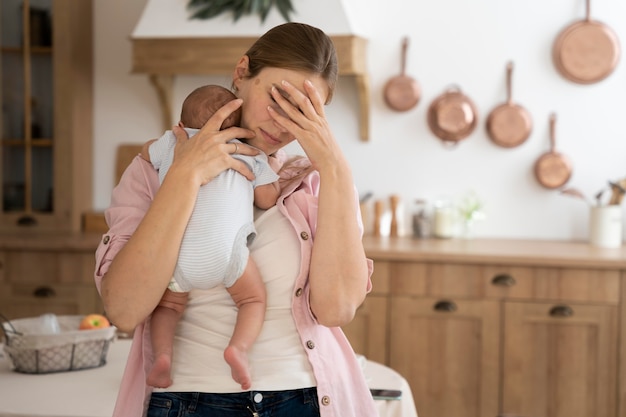 Periodo postnatale con madre e figlio