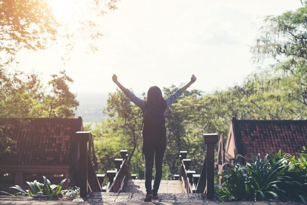 persona viaggio asiatico giovane felicità