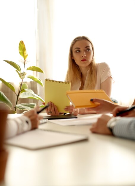 Persone al lavoro