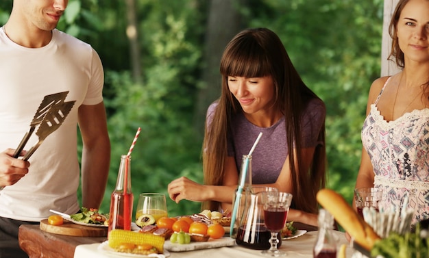 Persone al picnic