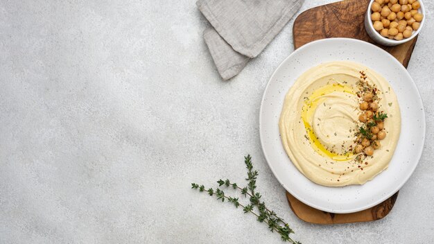 Piatto delizioso cibo locale piatto con spazio di copia