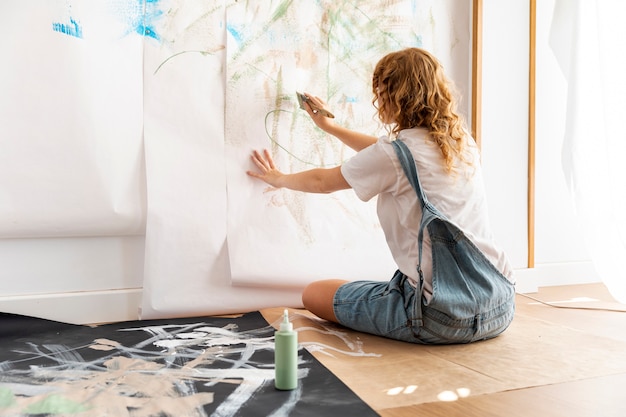 Pittura a tutto tondo della donna della testarossa