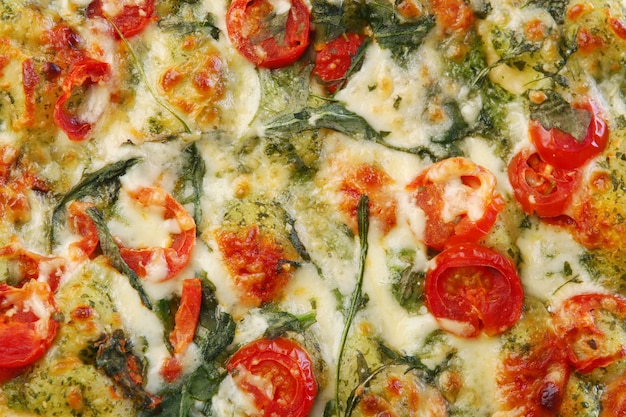 Pizza salata gustosa e fresca