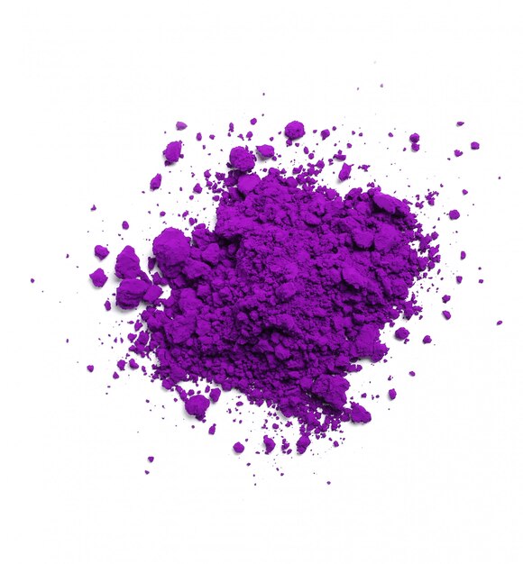 Polvere viola isolata, concetto di festival di Holi