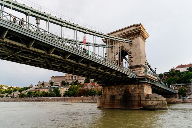 Ponte delle catene di Szechenyi, Danubio, Budapest, Ungheria