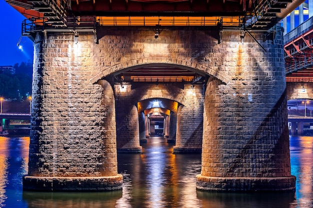 Ponte Hangang di notte a Seul, in Corea del Sud