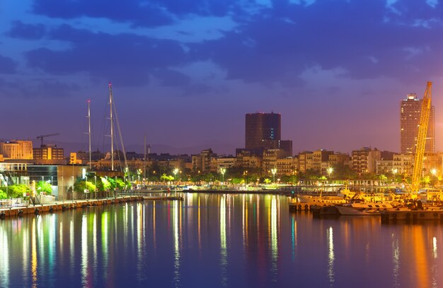 Porto di Barcellona in mattinata