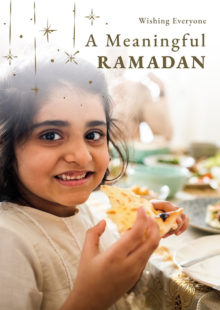 Poster di auguri del mese sacro del Ramadan