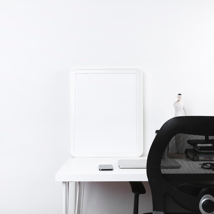 Foto gratuito posto ufficio moderno