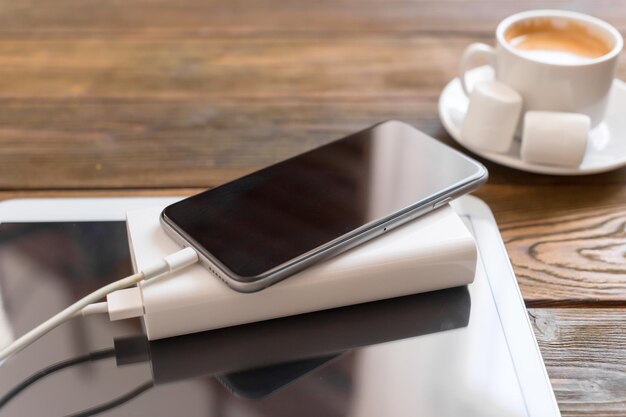 Powerbank per caricare uno smartphone