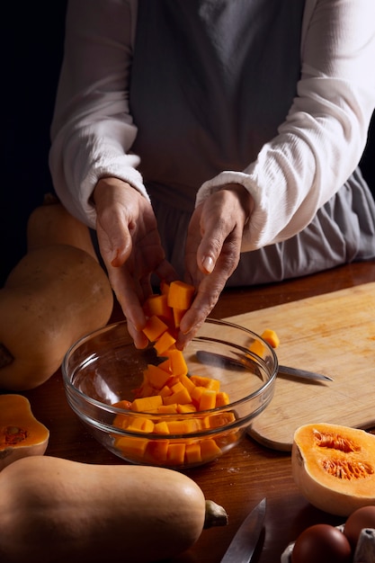 Preparazione della torta di zucca