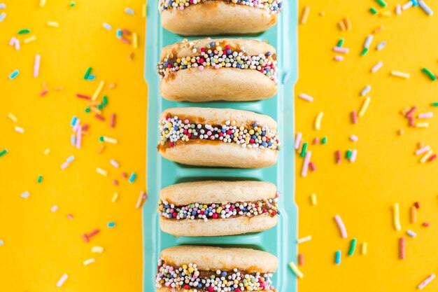 Primo piano del concetto delizioso alfajores