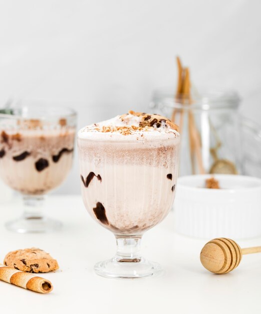 Primo piano frappè al cioccolato