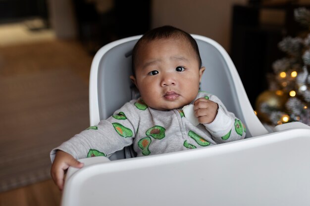 Primo piano sul bellissimo bambino nero