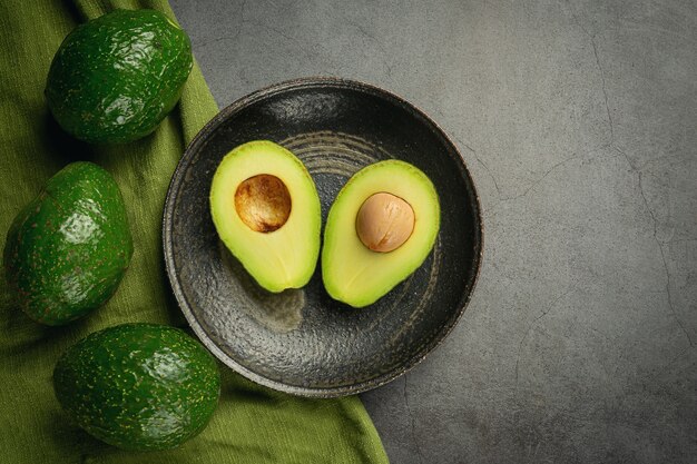 Prodotti di avocado a base di avocado Concetto di nutrizione alimentare.