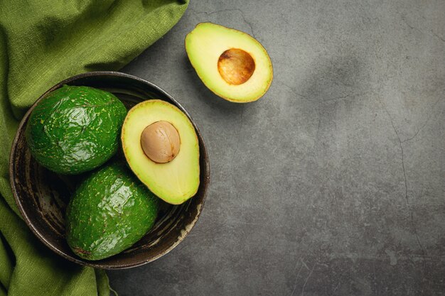 Prodotti di avocado a base di avocado Concetto di nutrizione alimentare.