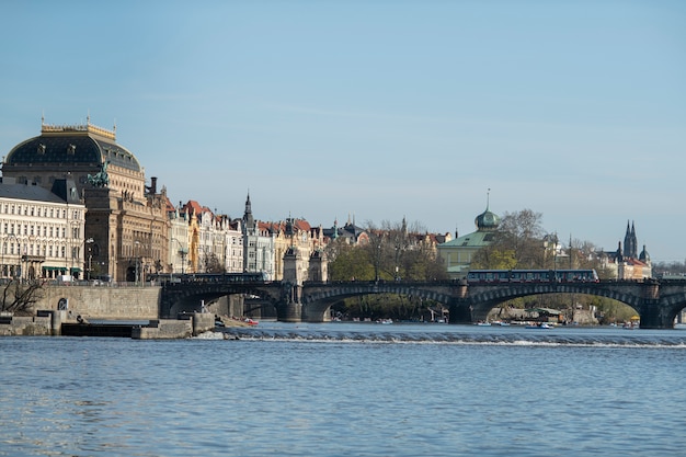 Pulisci le strade della città di Praga