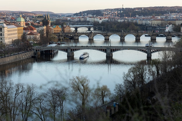 Pulisci le strade della città di Praga