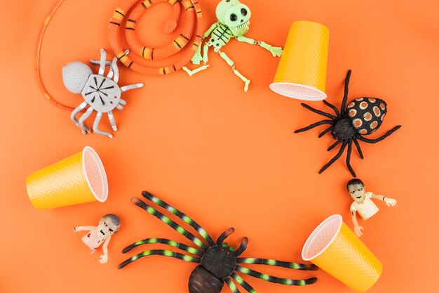 Raccapriccianti giocattoli di Halloween