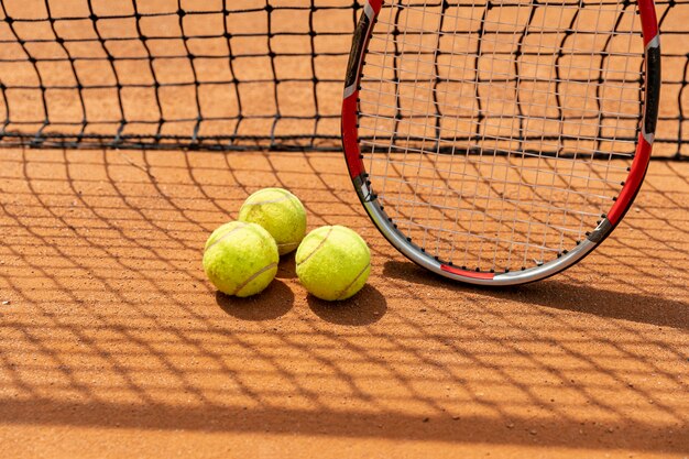 Racchetta Close-up con palline da tennis