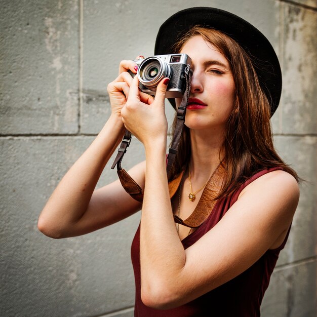 Ragazza del turista di viaggio di fotografia del fotografo Lady Concept