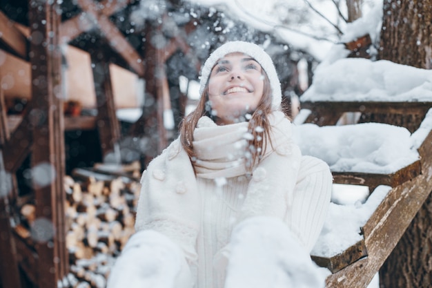 ragazza in inverno