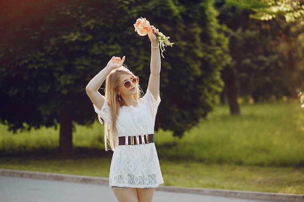 ragazza nel parco