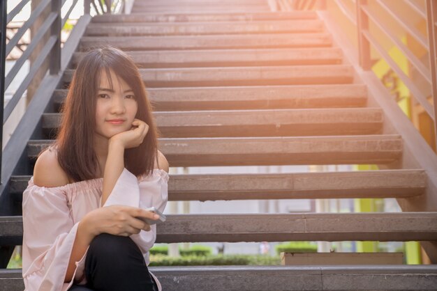 ragazza persone moderno bella femmina