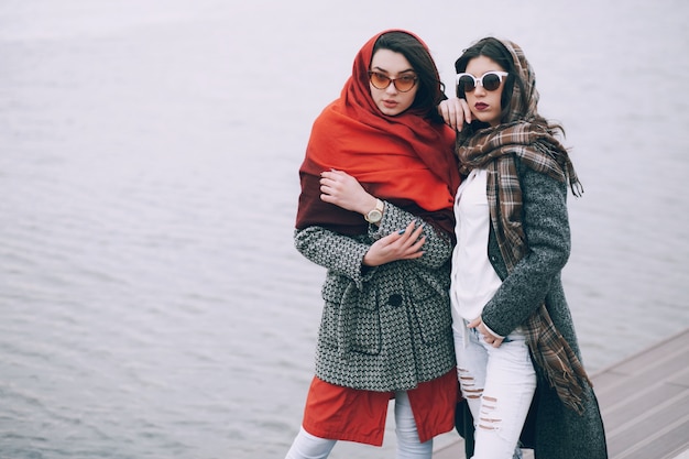 Ragazze di moda in città