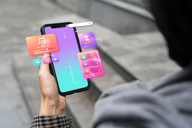 Rappresentazione dell'esperienza utente e design dell'interfaccia su smartphone